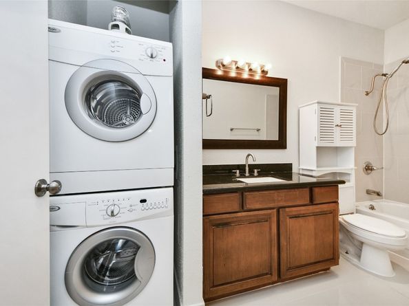 2400 N Braeswood Boulevard 324, Houston TX 77030