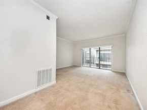 2400 N Braeswood Boulevard 324, Houston TX 77030