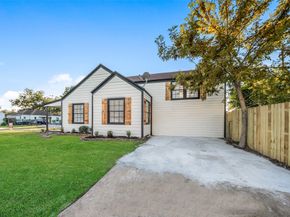 6829 Japonica Street, Houston TX 77087