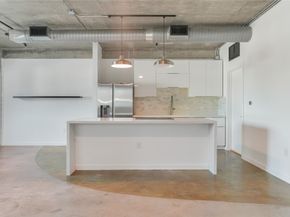 2000 Bagby Street 2401, Houston TX 77002