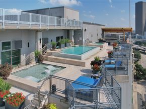 2000 Bagby Street 2401, Houston TX 77002