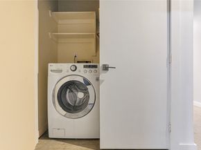 2000 Bagby Street 2401, Houston TX 77002