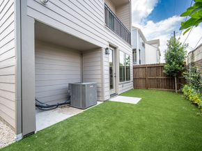 1720 Sedola Lane, Houston TX 77055