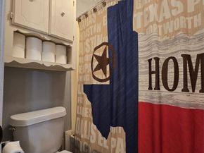 17706 Heritage Creek Drive, Webster TX 77598