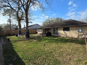 17706 Heritage Creek Drive, Webster TX 77598