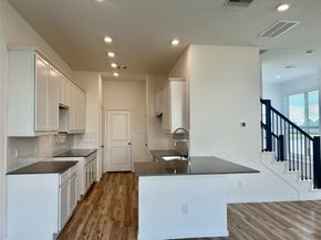 2207 Via Isa Lane, Houston TX 77051