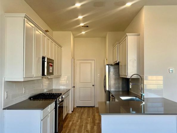 2207 Via Isa Lane, Houston TX 77051