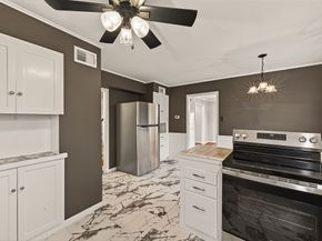 6405 Pinehurst Drive, Houston TX 77023