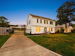 6405 Pinehurst Drive, Houston TX 77023