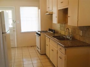 3810 Cochran Street, Houston TX 77009