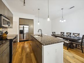 300 St Joseph Parkway 203, Houston TX 77002