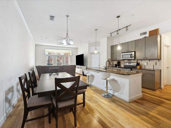 300 St Joseph Parkway 203, Houston TX 77002