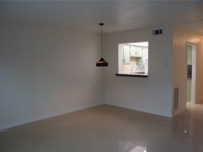 7827 Leonora Street, Houston TX 77061