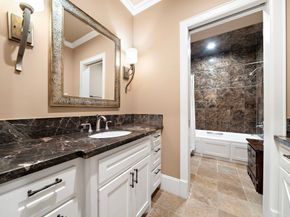 3603 Audubon Place, Houston TX 77006