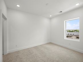 870 W Little York Road C, Houston TX 77091