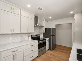 814 El Toro Lane, Houston TX 77062
