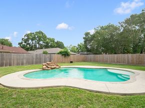 814 El Toro Lane, Houston TX 77062