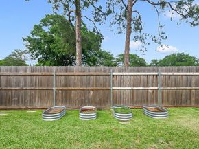 814 El Toro Lane, Houston TX 77062