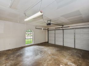 814 El Toro Lane, Houston TX 77062