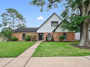 814 El Toro Lane, Houston TX 77062