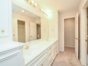 45 Ambleside Crescent Drive, Sugar Land TX 77479