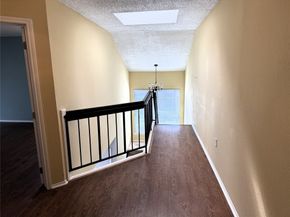62 Evanston Street 2/5, Houston TX 77015