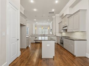 2707 Cohn Trail, Houston TX 77007