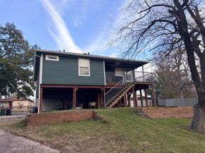 910 Rosewick Street, Houston TX 77015