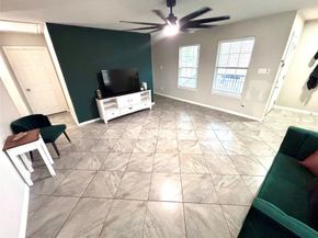 910 Rosewick Street, Houston TX 77015