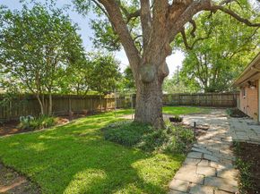 5410 Indigo Street, Houston TX 77096