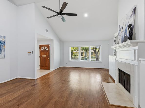 5410 Indigo Street, Houston TX 77096