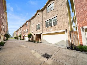526 Westcross Street, Houston TX 77018