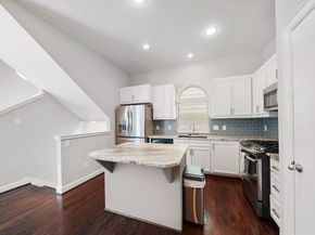 526 Westcross Street, Houston TX 77018