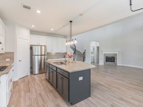 54 Wyatt Oaks Drive, Tomball TX 77375
