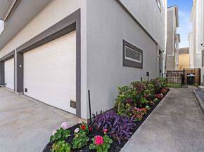 1144 W 17th Street, Houston TX 77008