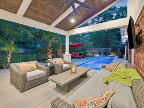 10 Starviolet Street, The Woodlands TX 77380