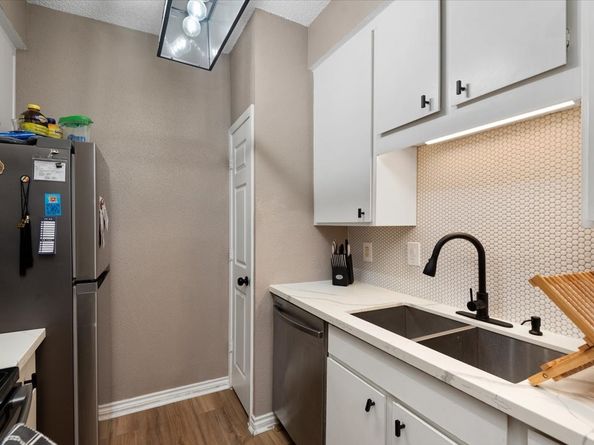 10047 Westpark Drive 33, Houston TX 77042