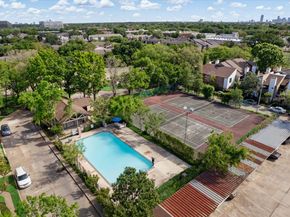 10047 Westpark Drive 33, Houston TX 77042