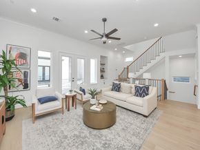 923 Fisher Street E, Houston TX 77018