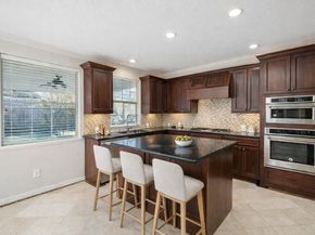 3002 Autumn Cove Court, Friendswood TX 77546