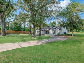 1602 Baker Drive, Tomball TX 77375