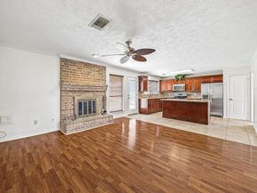 8915 Lakeside Forest Drive, Houston TX 77088