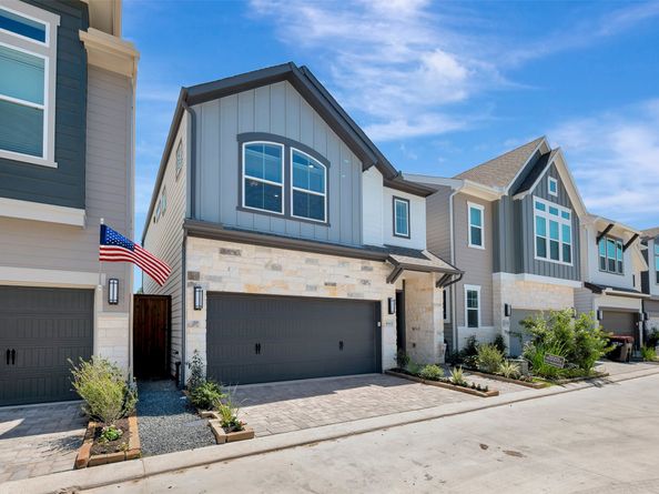 16043 Hayes Park Drive, Houston TX 77079