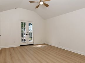 10 Libretto Court, The Woodlands TX 77382