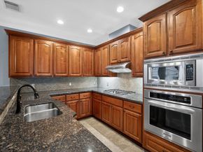 2636 Couch Street, Houston TX 77008