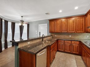 2636 Couch Street, Houston TX 77008