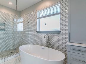 5714 Kemp Street, Houston TX 77023