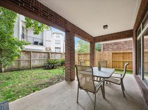 911 Vaulted Oak Street, Houston TX 77008
