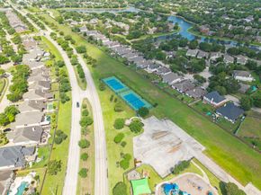 16539 Whitaker Creek Drive, Houston TX 77095