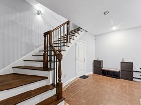 5705 Petty Street A, Houston TX 77007